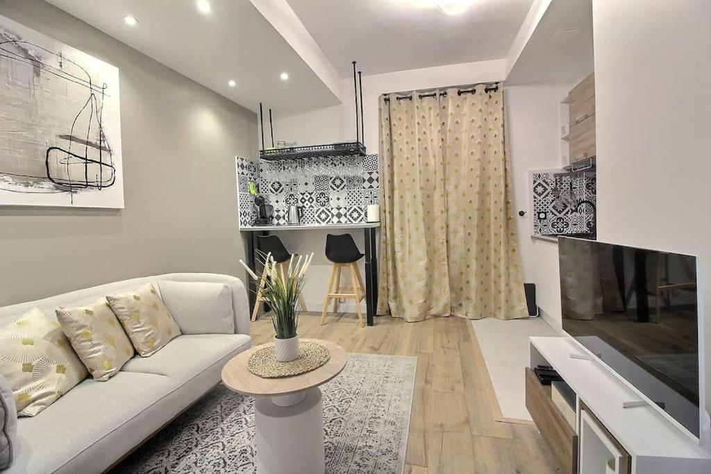 شقة La Demeure Des 3 Colombes بْوا كولومْبْ المظهر الخارجي الصورة